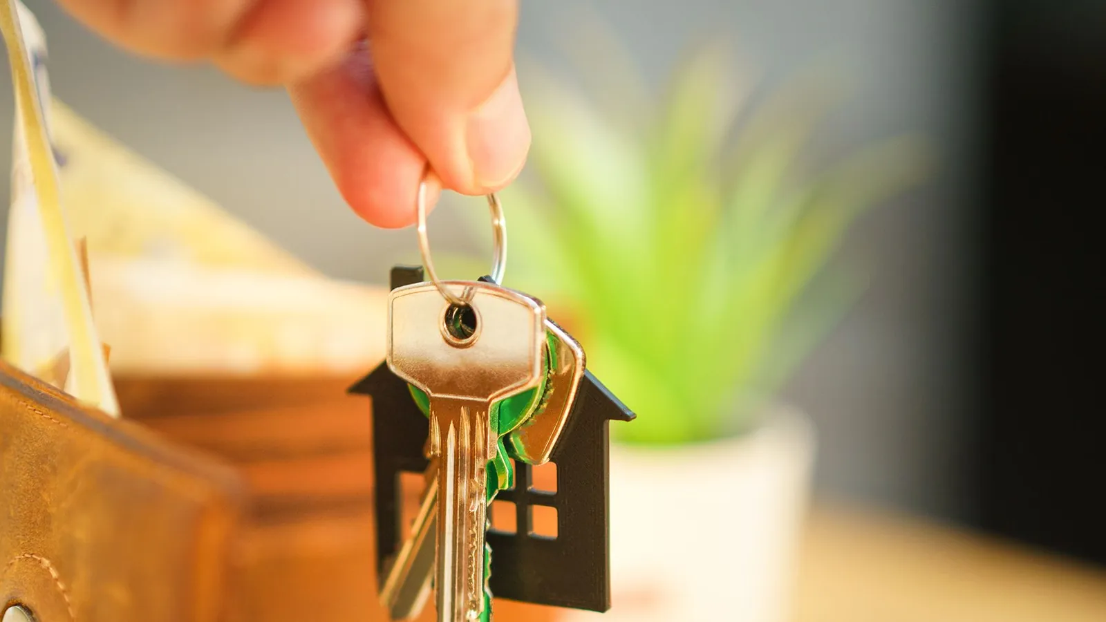 ¿Cuánto cuesta comprar una propiedad en Chile? Todos los gastos además del precio